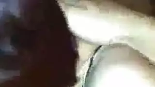 بيت دعارة: فتاتان مثيرتان وصديقهما الذكري المثير يمضون الليل كله