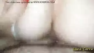 العاهرة الأوروبية تمارس الجنس بقوة في المتجر إكس إكس إكس