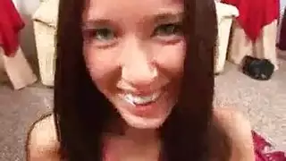 بدينة بيضاء ممتلئة تتعرض لنيك قوي في كسها المشعر