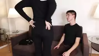 اغتصاب انجل ويت