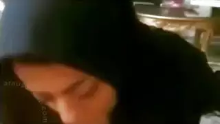 كسر المحرمات العائلية: قصص الأخوات المثيرة