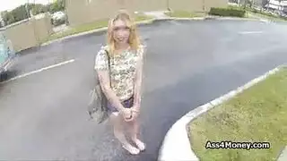 هزة الجماع المجنونة للشقراء تدمر آلة الجنس اللعينة