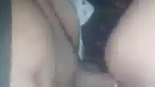 حفلة إباحية متطرفة: إدخال اليد وعرض قذف السوائل