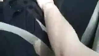 قضيبه الضخم يضرب مهبلها بعنف حتى تستسلم