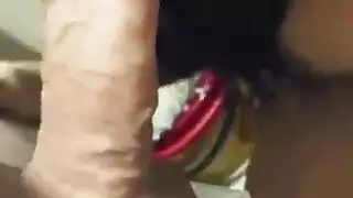 شريط ولاء الجنسي: المنتج يضرب كسها ويئن باسمها