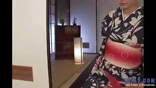 وضعية كلب قاسية مع يوروبابي ممتلئة الجسم