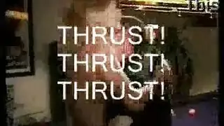 ضئيلة شيلا الملاك تأخذ جولة قاسية على عضوة صديقتها اللاتينية الاصطناعية