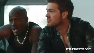 ماراثون القضيب الأسود الكبير: لعق وضخ كسي أبيض مشعر