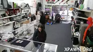 يناس لخالدي