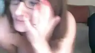 سيدة ناضجة مفلس تظهر لها ضخمة وسراويل