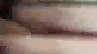 عاهرة جامعية تجعل صديقها يرتعش من تناوب عنيف